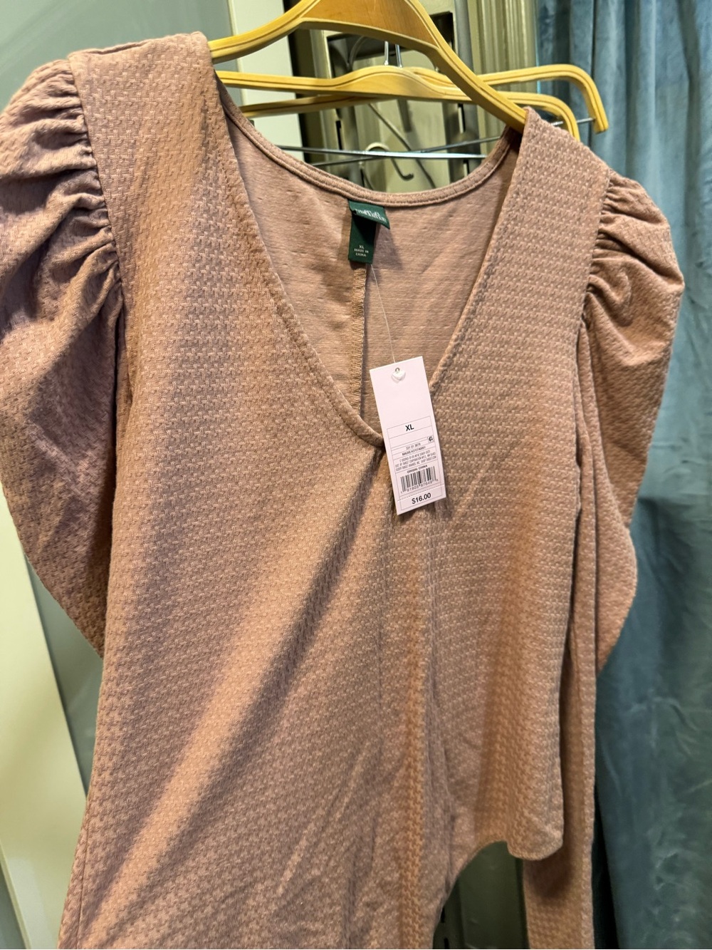 Wild Fable scoop neck long sleeved onesie in a soft dusty rose hue - NWT